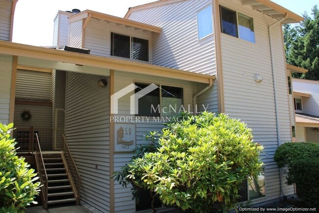 7612 37th St W in University Place, WA - Building Photo - Building Photo