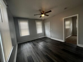 41 Putnam St, Unit #2 in Waterbury, CT - Building Photo - Building Photo