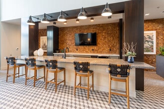 Lenox SoCo in Austin, TX - Foto de edificio - Interior Photo