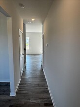 19611 W 201st St in Spring Hill, KS - Building Photo - Building Photo