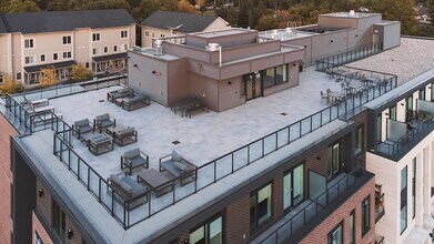 1531 Stittsville Main St in Ottawa, ON - Building Photo - Building Photo