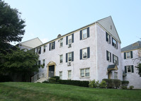 Drumcastle Apartments in Baltimore, MD - Foto de edificio - Building Photo