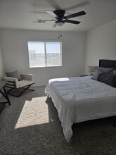 7353 E 38th St, Unit Desert Sky Condo in Yuma, AZ - Foto de edificio - Building Photo