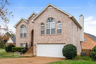 6996 Calderwood Dr in Nashville, TN - Building Photo - Building Photo