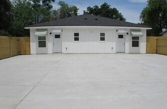 702 5th St, Unit FL1-ID1268422P in Corpus Christi, TX - Foto de edificio - Building Photo