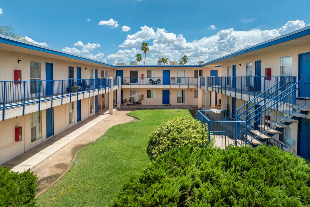 Knollwood Terrace in Tucson, AZ - Foto de edificio