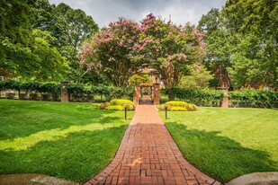 Hayes House Apartments