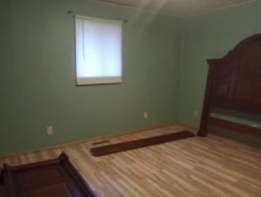 421 S Grant St, Unit 5 in Sullivan, IL - Foto de edificio - Building Photo