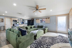 7625 N Williamson Valley Rd, Unit SI FL1-ID1257805P in Prescott, AZ - Building Photo