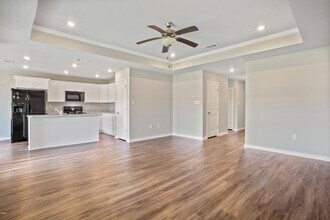 629 Oak St in Ocean Springs, MS - Building Photo - Building Photo