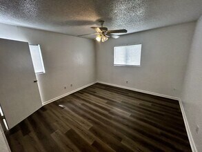 1111 12th Ave S in St. Petersburg, FL - Building Photo - Building Photo