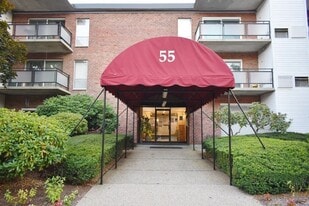 55 Broadlawn Park, Unit 1 in Boston College, MA - Building Photo