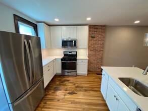 425 E Lane Ave-Unit -427 in Columbus, OH - Building Photo - Building Photo