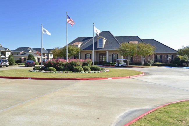 Magnolia Trace Apartments in Alexandria, LA - Building Photo - Building Photo