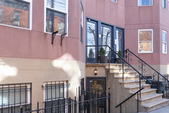 284 Monmouth St in Jersey City, NJ - Building Photo - Building Photo