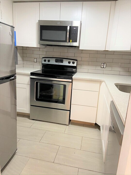 283 Brookline St in Cambridge, MA - Building Photo