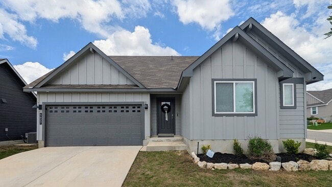 5627 Jewel Curv in San Antonio, TX - Building Photo - Building Photo