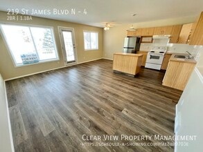 219 St James Blvd N in Lethbridge, AB - Building Photo - Building Photo