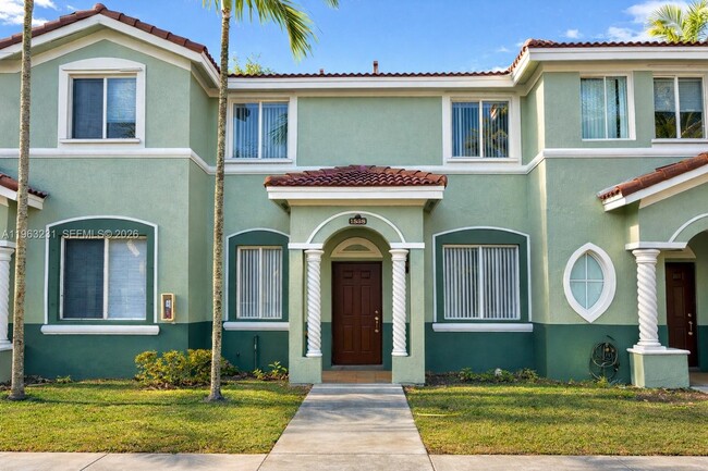 property at 1538 SE 24th Ct