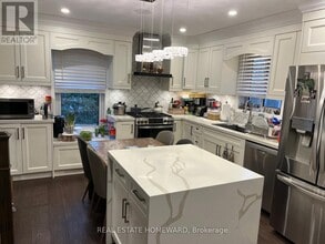 33 Braeburn Dr in Markham, ON - Building Photo - Building Photo