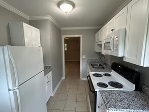4004 Mc Vay St SW in Huntsville, AL - Building Photo - Building Photo