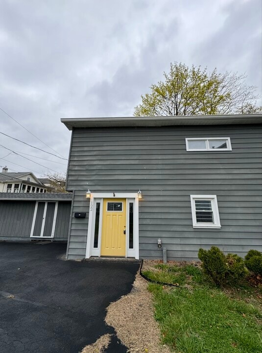 122 Linden St in West Pittston, PA - Building Photo