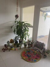 7600 SW 103rd Pl in Miami, FL - Foto de edificio - Building Photo