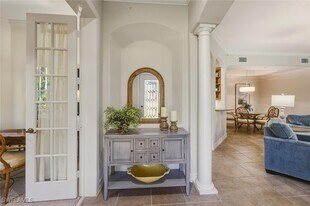 2654 Bolero Dr in Naples, FL - Building Photo