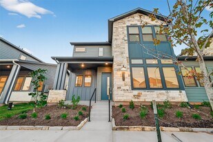 1111 Mercantile St in Richmond, TX - Building Photo