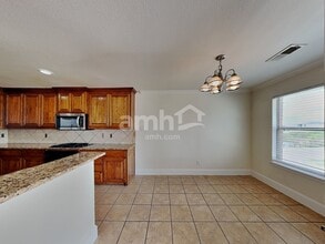 1827 Leann Ln in Irving, TX - Building Photo - Building Photo