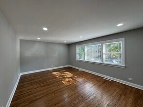 6236 N Francisco Ave in Chicago, IL - Building Photo - Building Photo