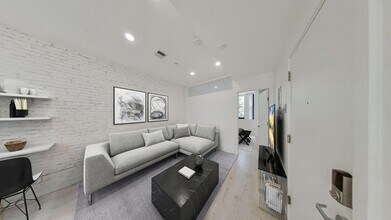 2 Worthington St, Unit 2 in Boston, MA - Foto de edificio - Building Photo