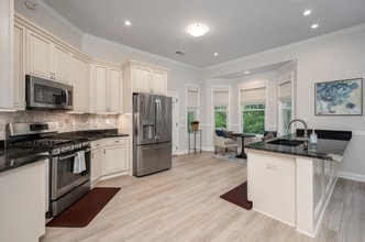 220 Adams Pointe Blvd in Mars, PA - Building Photo - Building Photo