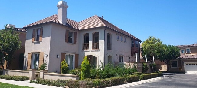 61 Plantation in Irvine, CA - Building Photo - Building Photo