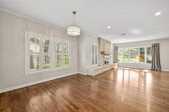 2500 Winsted Ln in Austin, TX - Building Photo - Building Photo