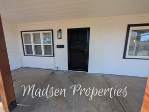 831 El Dorado St in Chico, CA - Building Photo - Building Photo