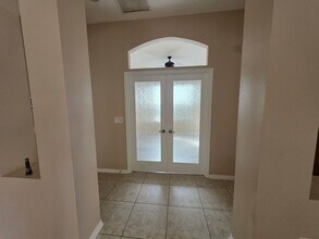 11639 Belle Haven Dr in New Port Richey, FL - Building Photo - Building Photo