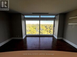 97 Lawton Blvd in Toronto, ON - Building Photo - Building Photo