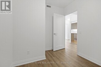 286 Main St in Toronto, ON - Building Photo - Building Photo