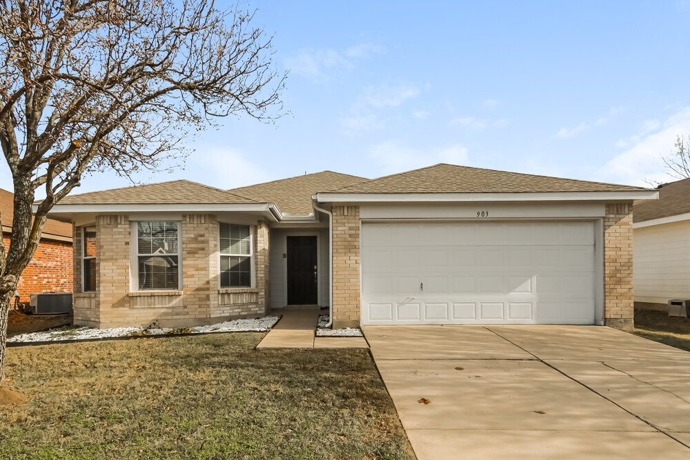 903 Post Oak Trail in Anna, TX - Building Photo