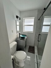 1260sw SW 32nd St in Fort Lauderdale, FL - Building Photo - Building Photo