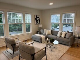 Casa Nita in Seattle, WA - Building Photo