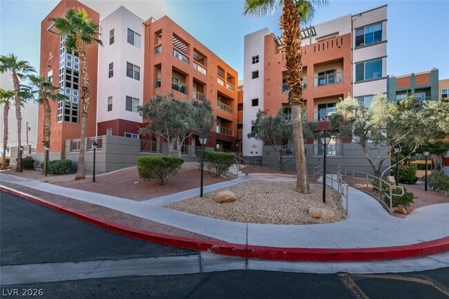 63 E Agate Ave in Las Vegas, NV - Building Photo - Building Photo