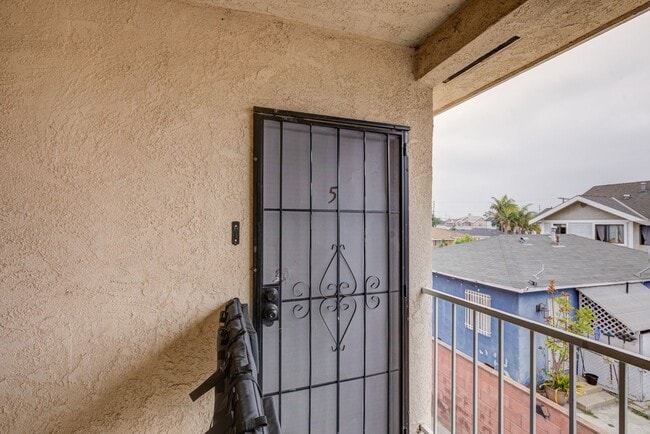 1620 W 209th St in Torrance, CA - Building Photo - Building Photo