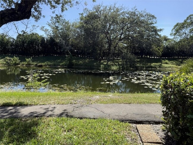 7340 NW 1st St, Unit 102 in Plantation, FL - Building Photo - Building Photo