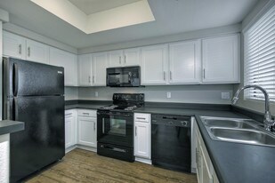 Mountain Park Ranch in Phoenix, AZ - Building Photo