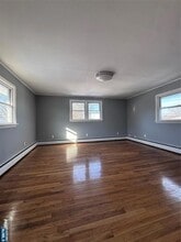 1624 Teaneck Rd in Teaneck, NJ - Foto de edificio - Building Photo