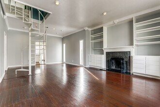 124 Normandy Ave in Alamo Heights, TX - Building Photo - Building Photo