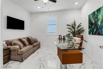 6965 Avalon Cir in Naples, FL - Building Photo - Building Photo