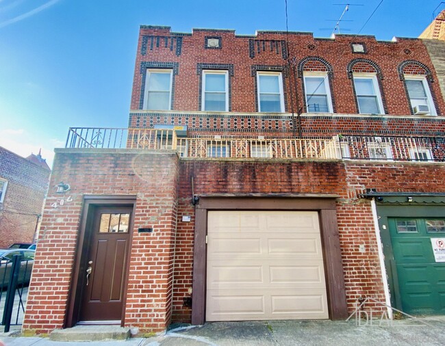 406 Hawthorne St in Brooklyn, NY - Building Photo - Building Photo